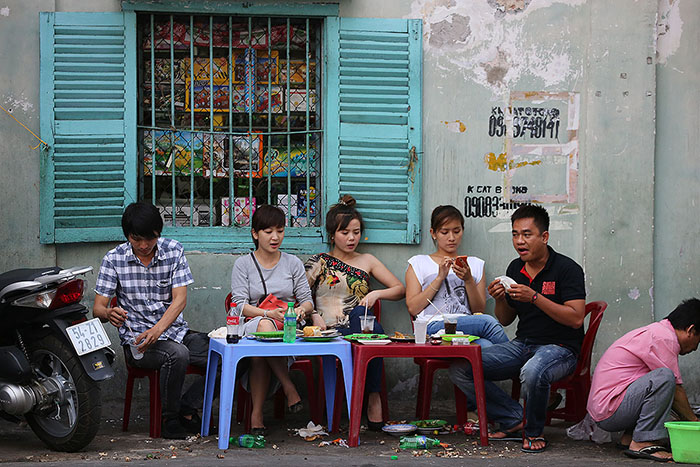Foxy_Fox_Saigon_Restaurant