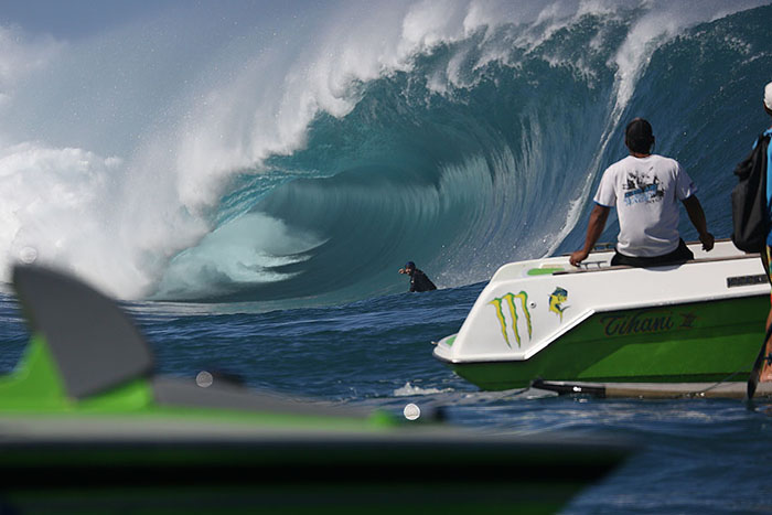 Foxy_Fox_Teahupoo_1